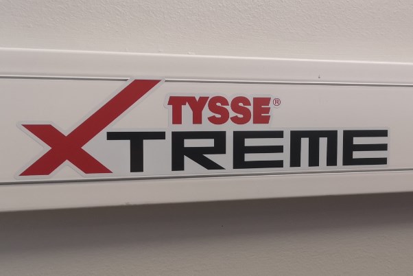 Dekal Tysse Xtreme 32,5 x 8cm
